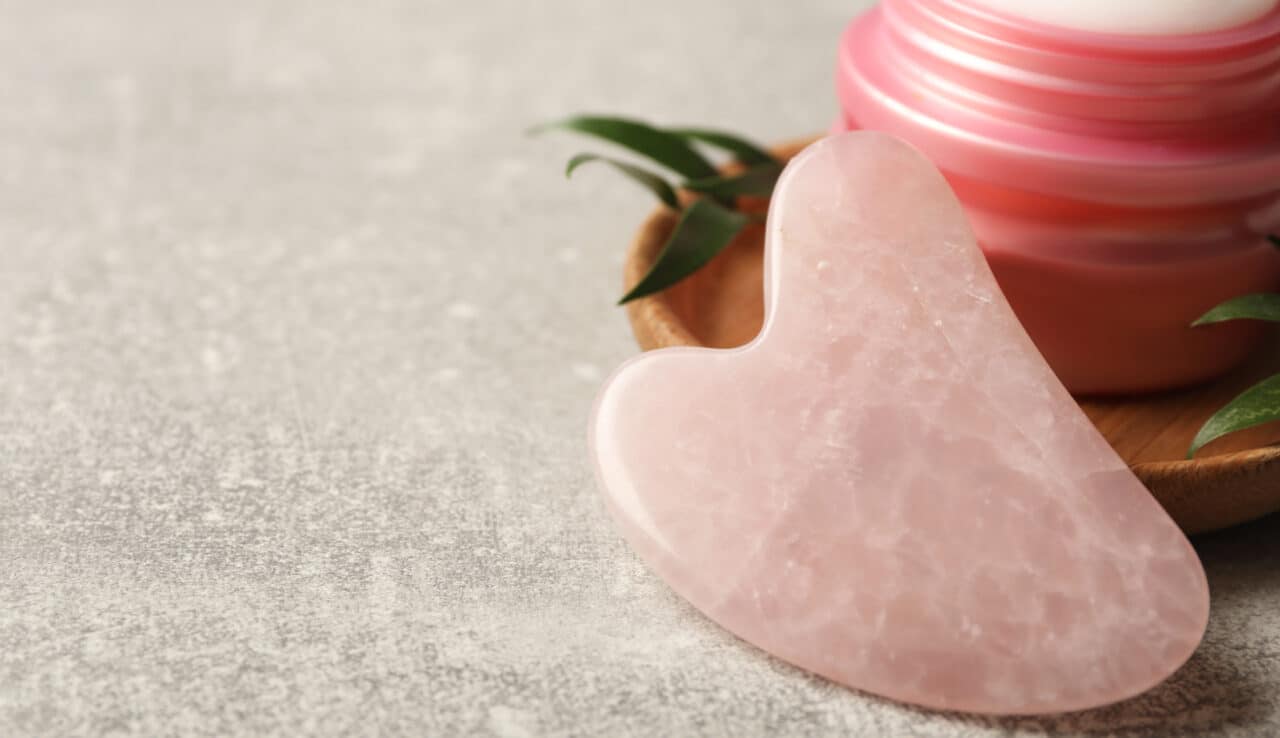 gua sha quartz rose